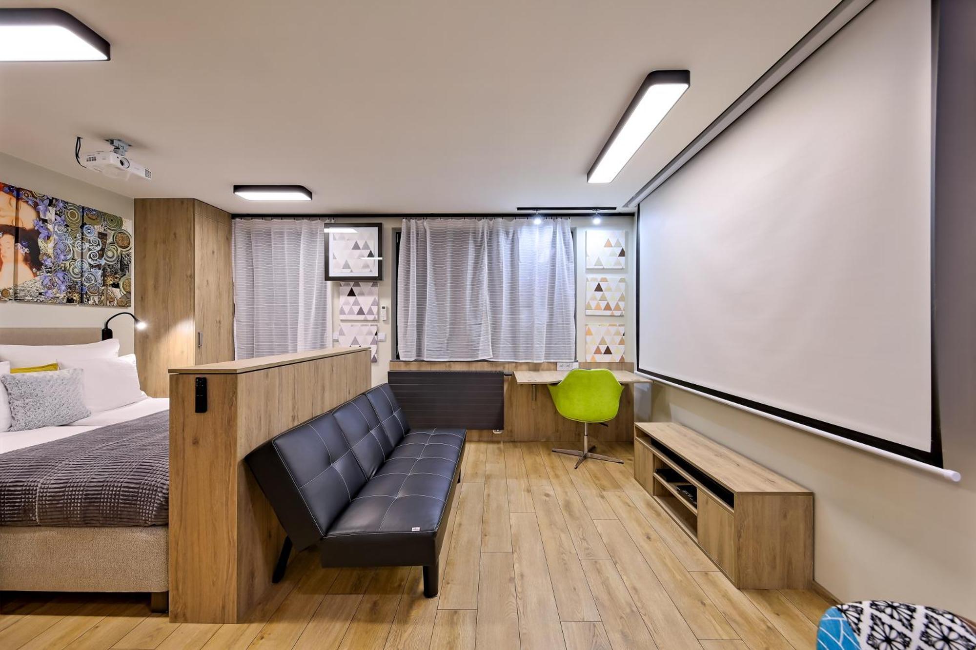 Inpoint G15 Near Old Town & Kazimierz District & Parking Option Krakow